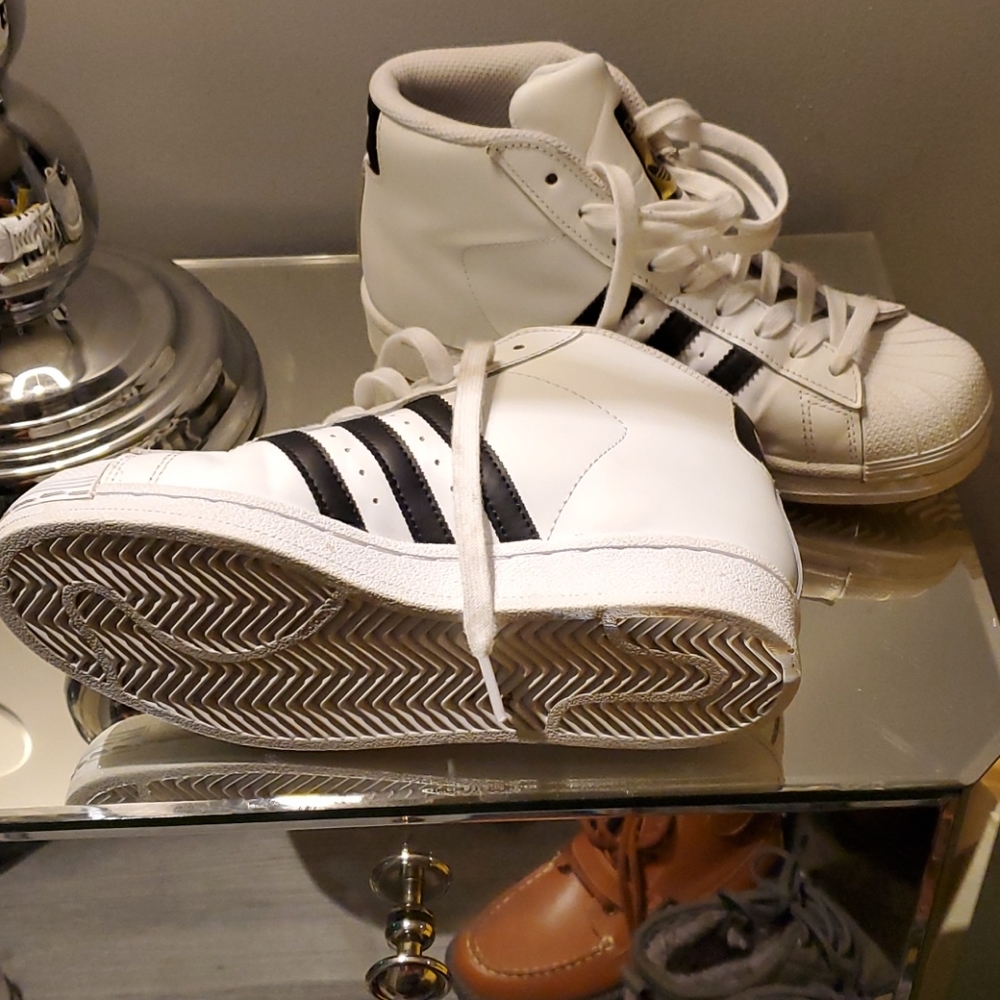 Adidas Pro Model - Picture 2 of 4